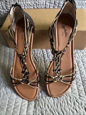Seychelles Black and Gold Braided Gladiator Sandals W9
